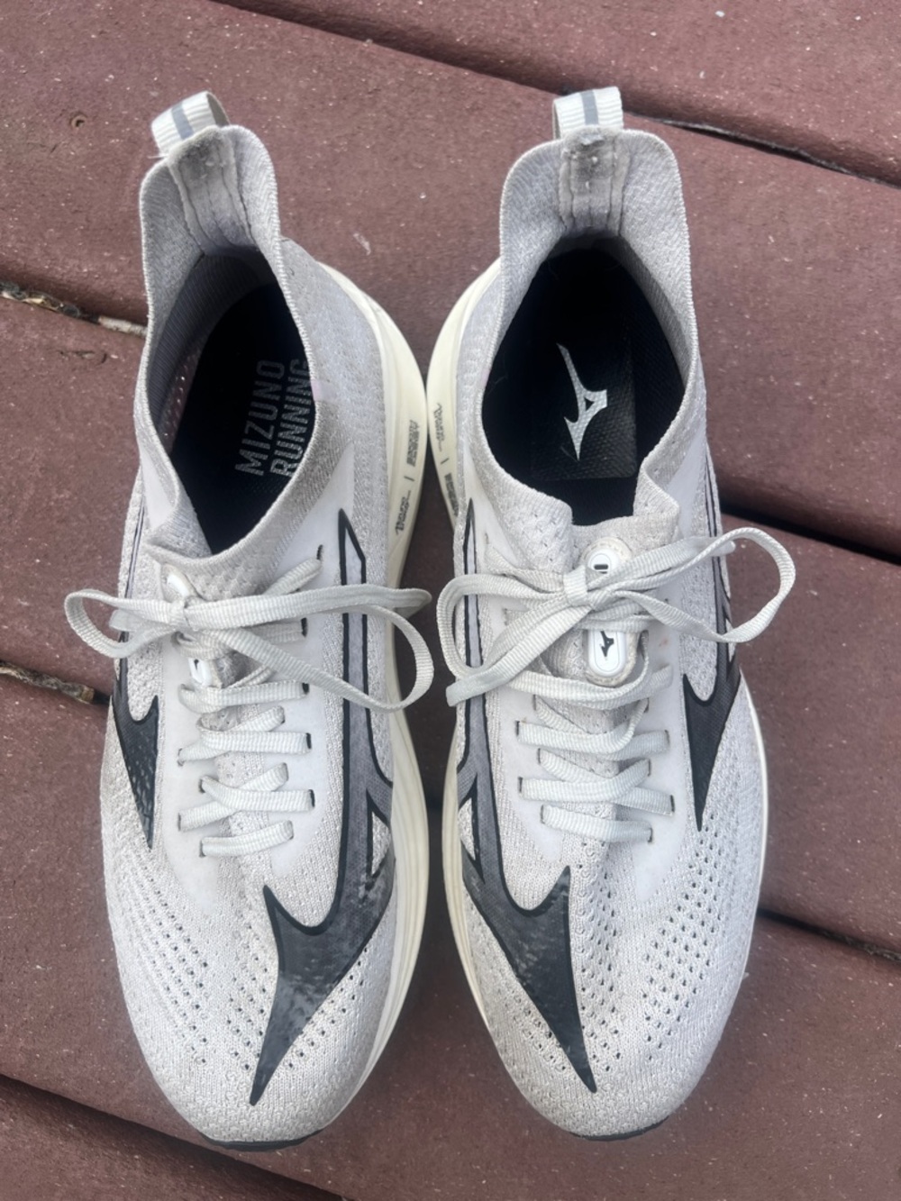 Mizuno Neo Zen Women’s 10.5 Men’s 9.5 quality running shoes
